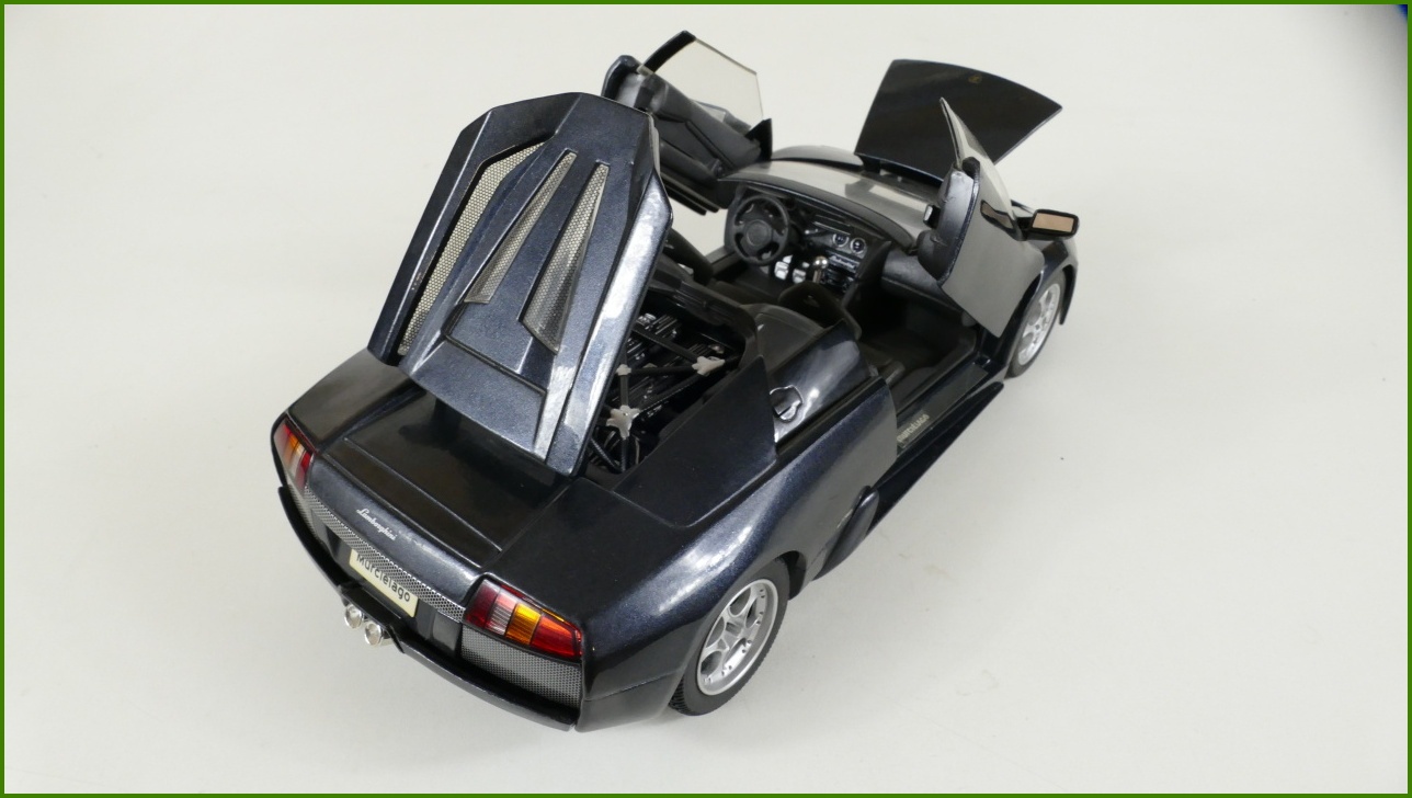 Model Maisto 1:18 - Lamborghini Murciélago Roadster