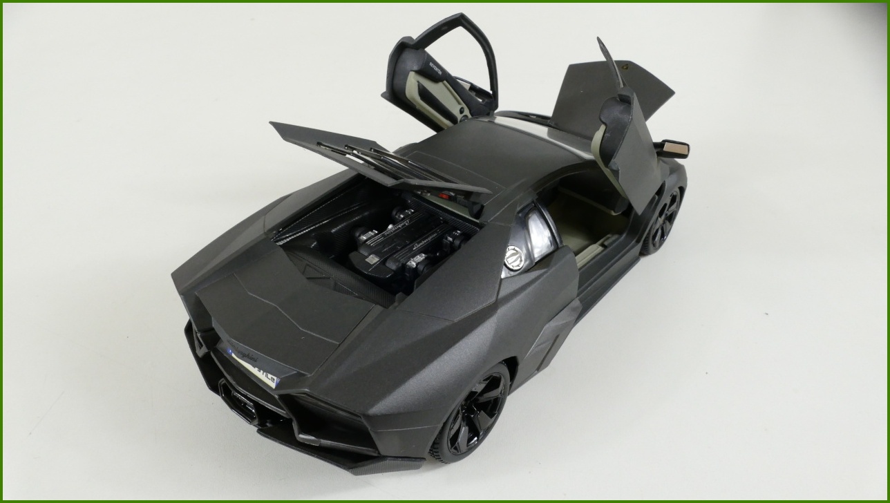 Kovový Model Bburago 1:18 - Lamborghini Reventón - Viz Popis