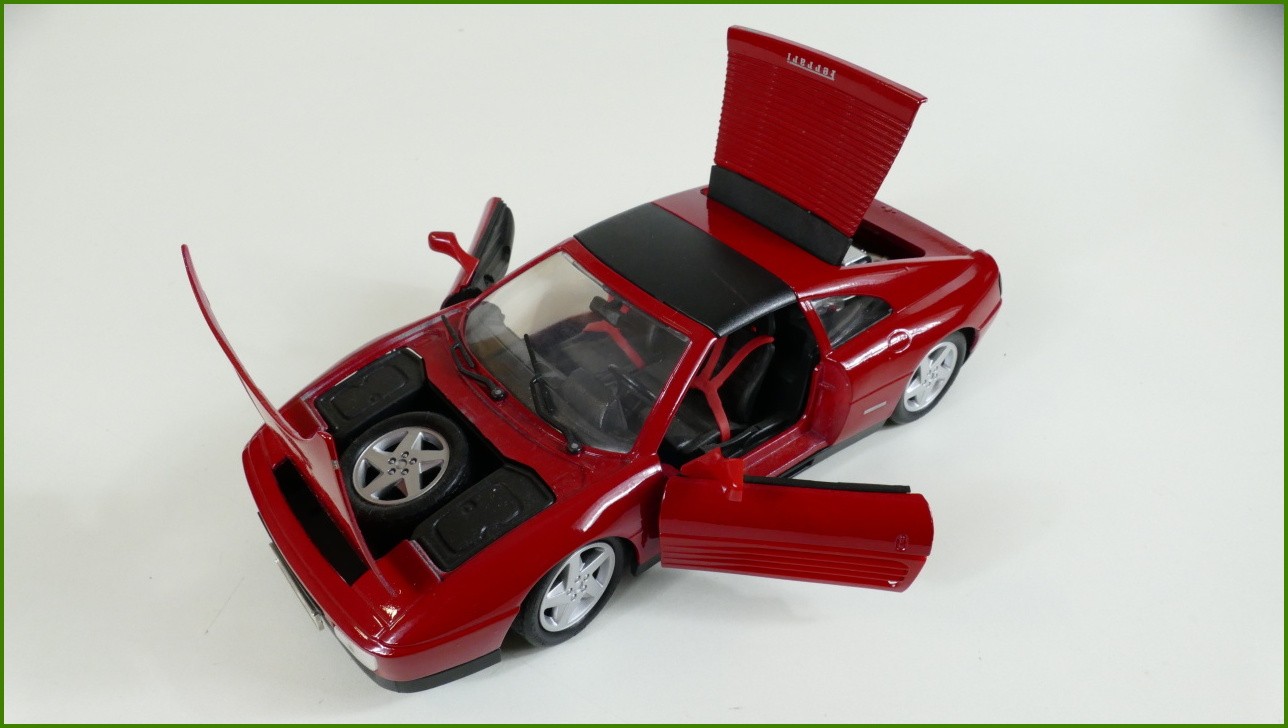 Model Maisto 1:18 - Ferrari 348 ts