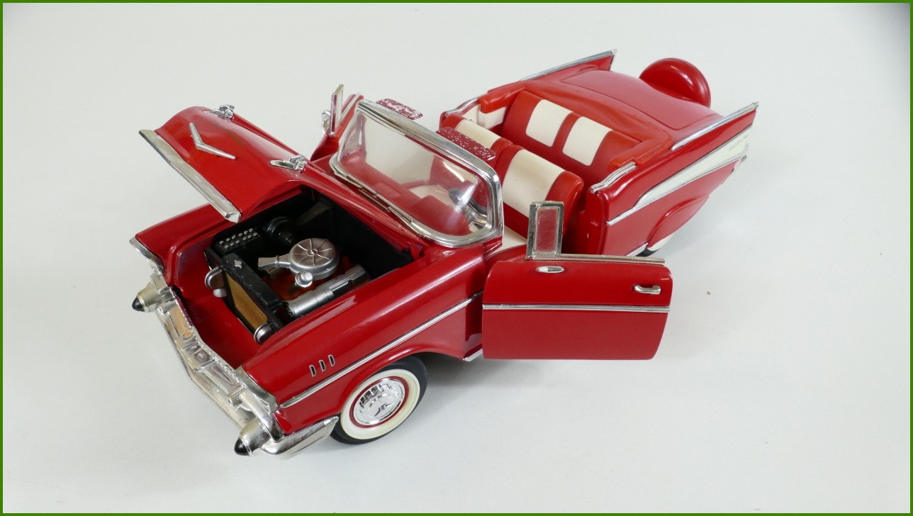 Model Road Legends 1:18 - ´57 Chevrolet Belair