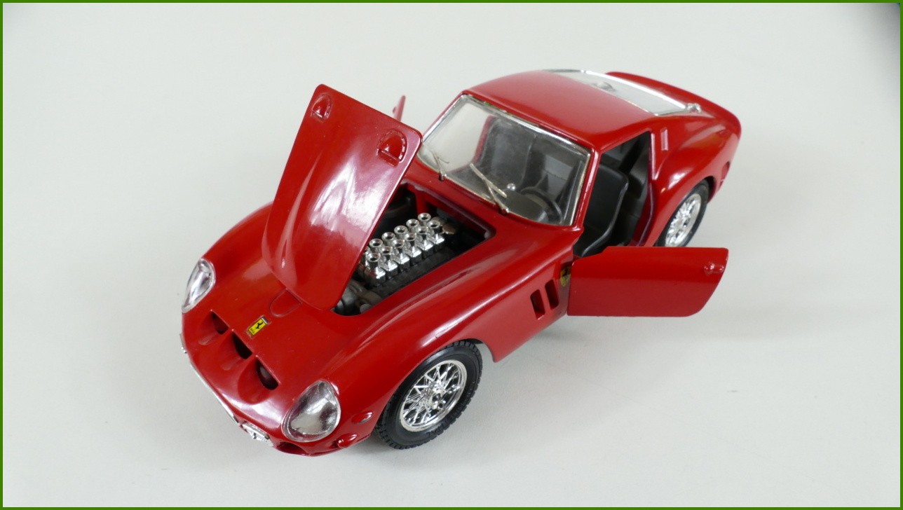 Model Auta Bburago 1:24 - Ferrari 250 GTO (1962)