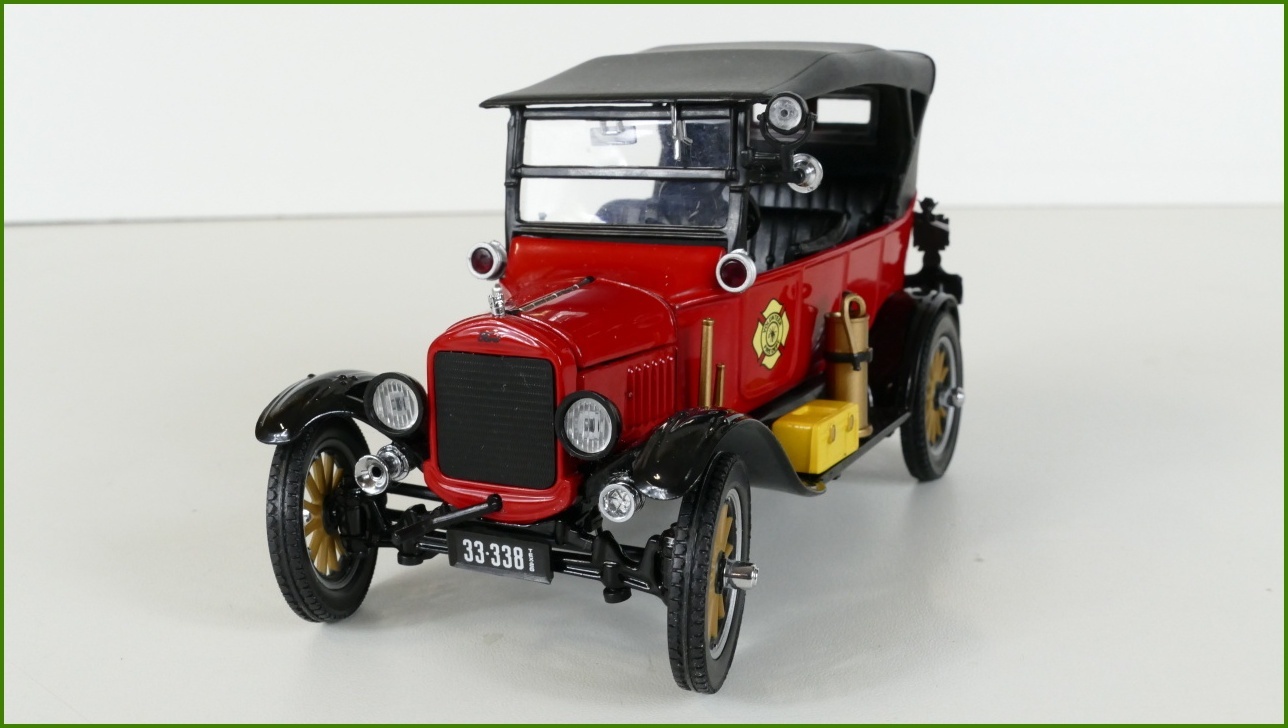 Model Auta Sun Star 1:24 - 1925 Ford Model