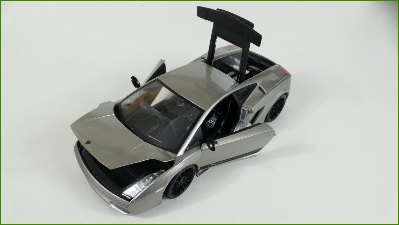 Model Maisto 1:18 - Lamborghini Gallardo Superleggera