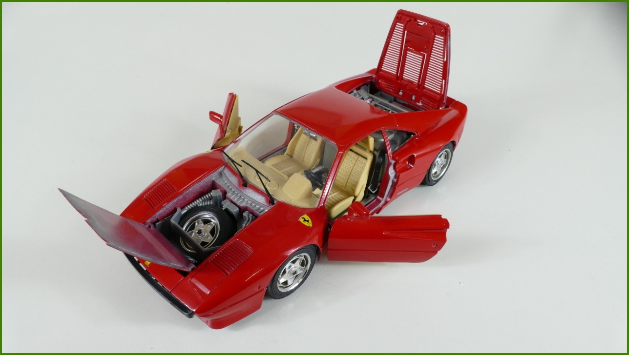 Kovový Model Bburago 1:18 - Ferrari GTO (1984) - Viz Popis