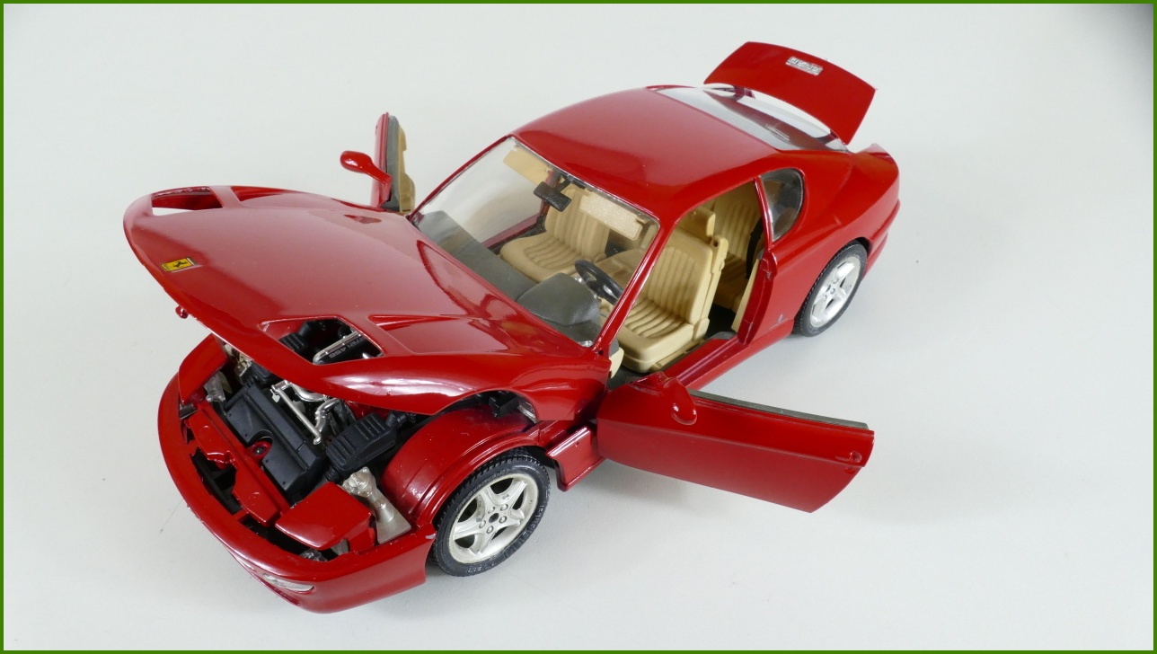 Kovový Model Bburago 1:18 - Ferrari 456 GT (1992) - Viz Popis