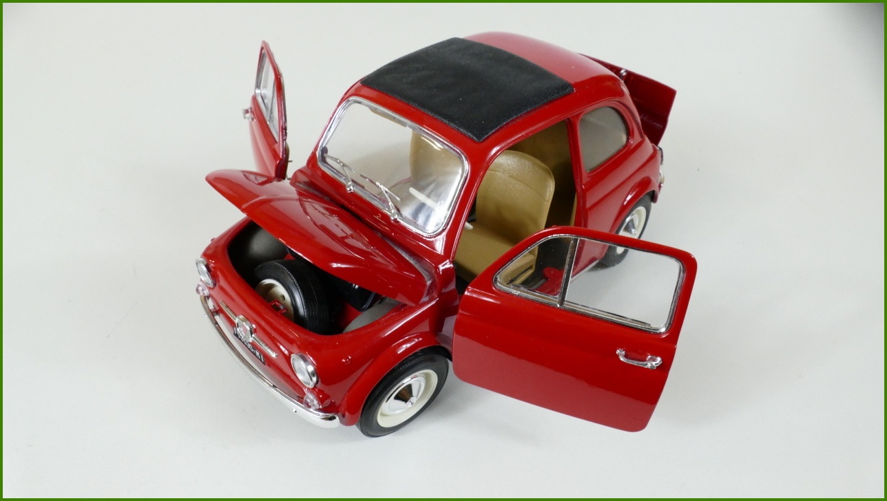 Kovový Model Bburago 1:18 - Fiat 500