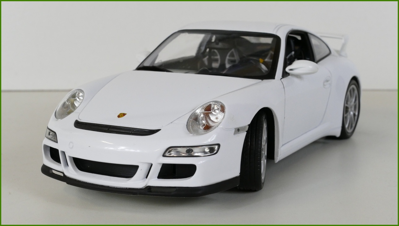 Model Auta Welly 1:18 - Porsche 911 (997) GT3