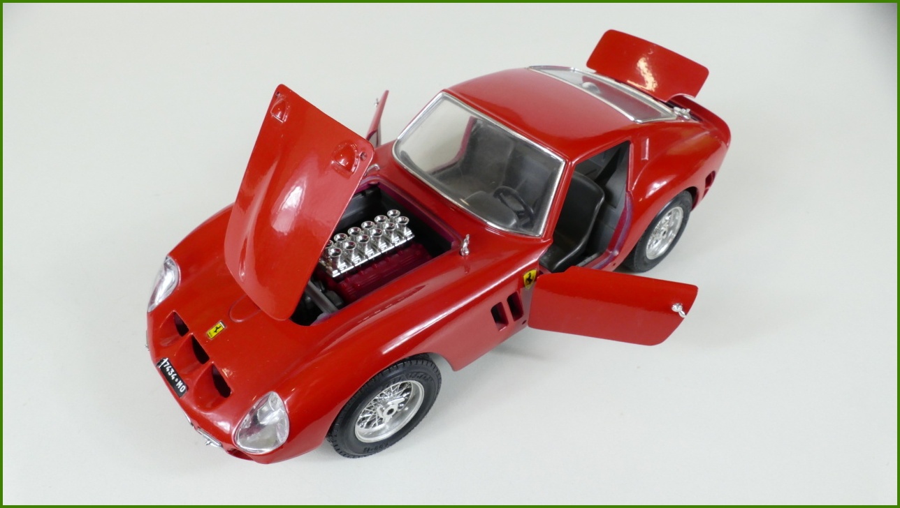 Kovový Model Bburago 1:18 - Ferrari GTO (1962) - Viz Popis