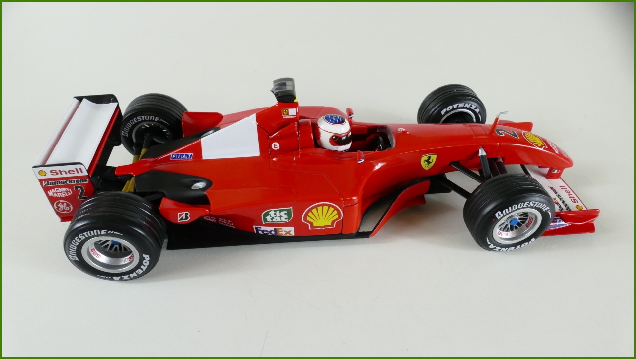 Model Formule Hot Wheels 1:18 - Ferrari F1 2001 - Rubens Barrichello 