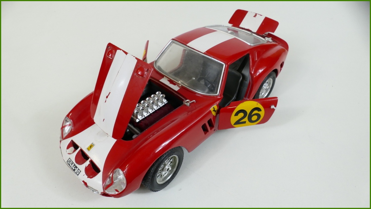 Kovový Model Bburago 1:18 - Ferrari GTO (1962) - Viz Popis