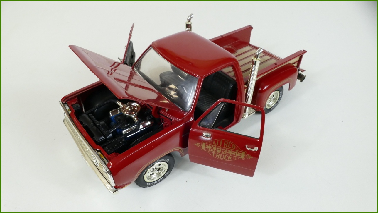 Model Auta ERTL 1:18 Dodge Pickup Truck (1978) - Viz Popis