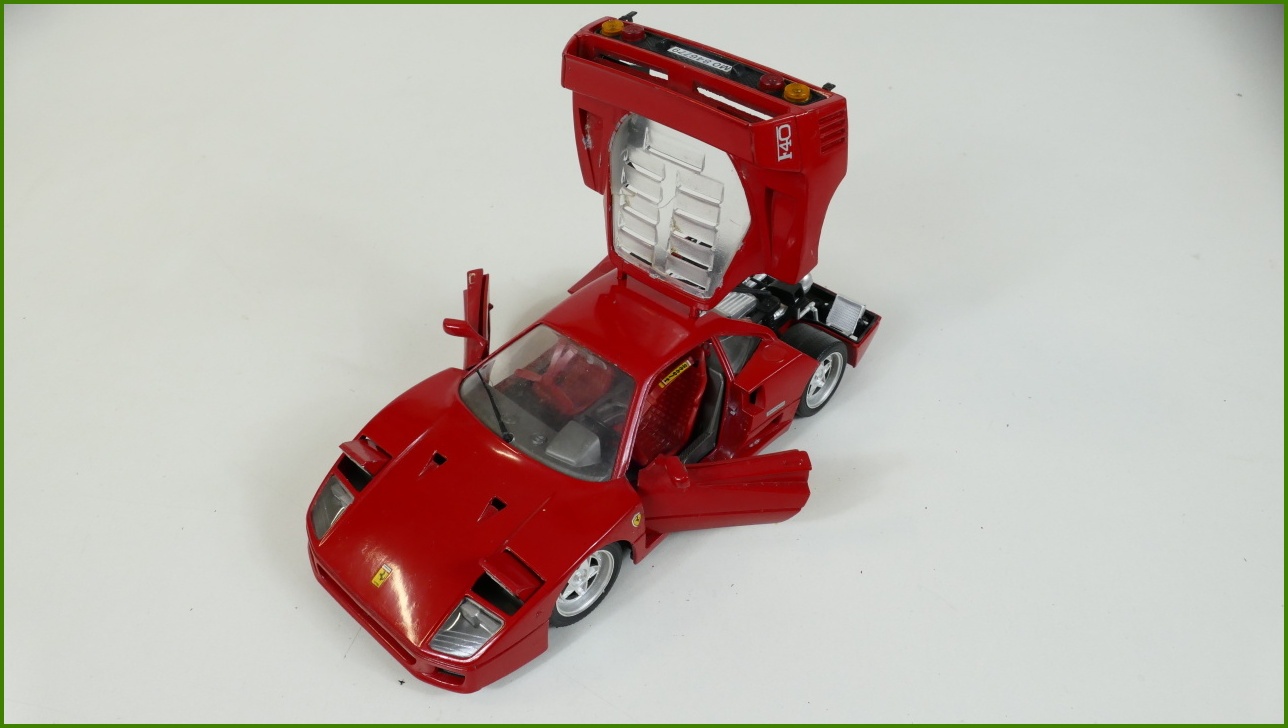 Model Auta Polistil Tonka 1:18 Ferrari F40 - Viz Popis