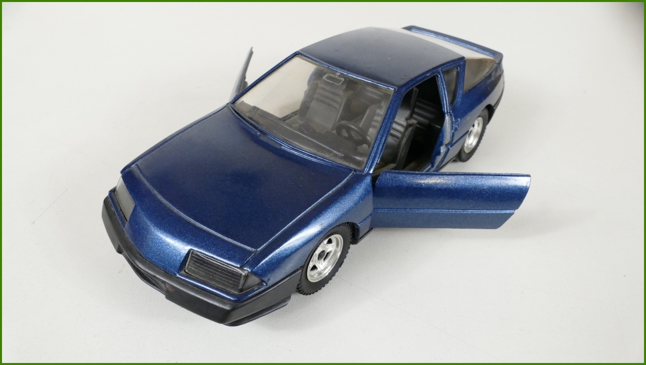 Model Auta Polistil 1:24 - Renault Alpine V6