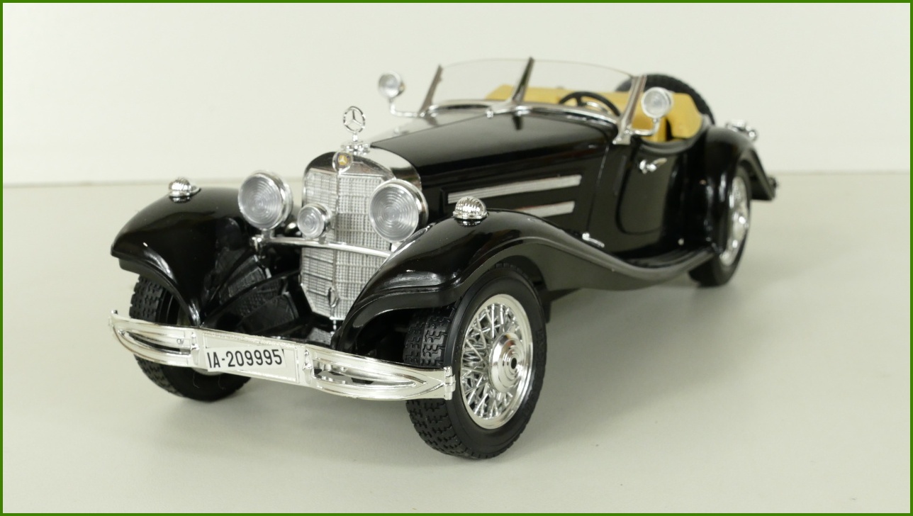 Kovový Model Bburago 1:18 - Mercedes Benz 500K Roadster (1936) s Krabicí