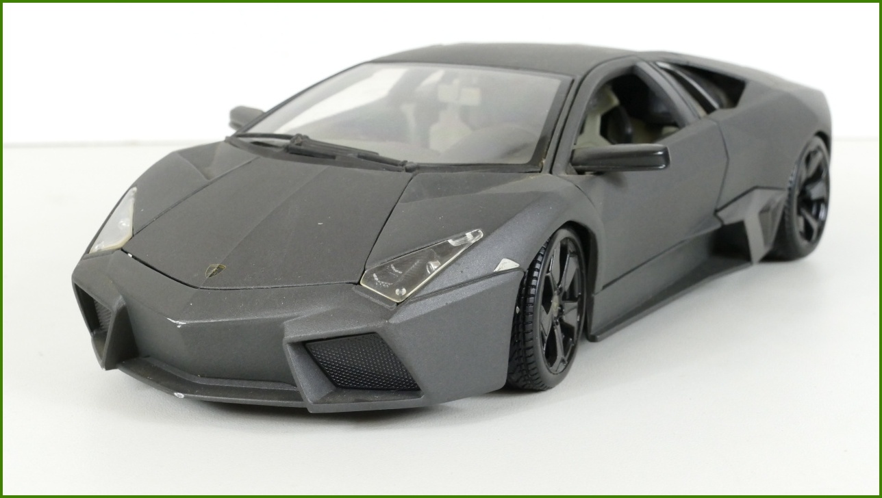 Kovový Model Bburago 1:18 - Lamborghini Reventón - Viz Popis