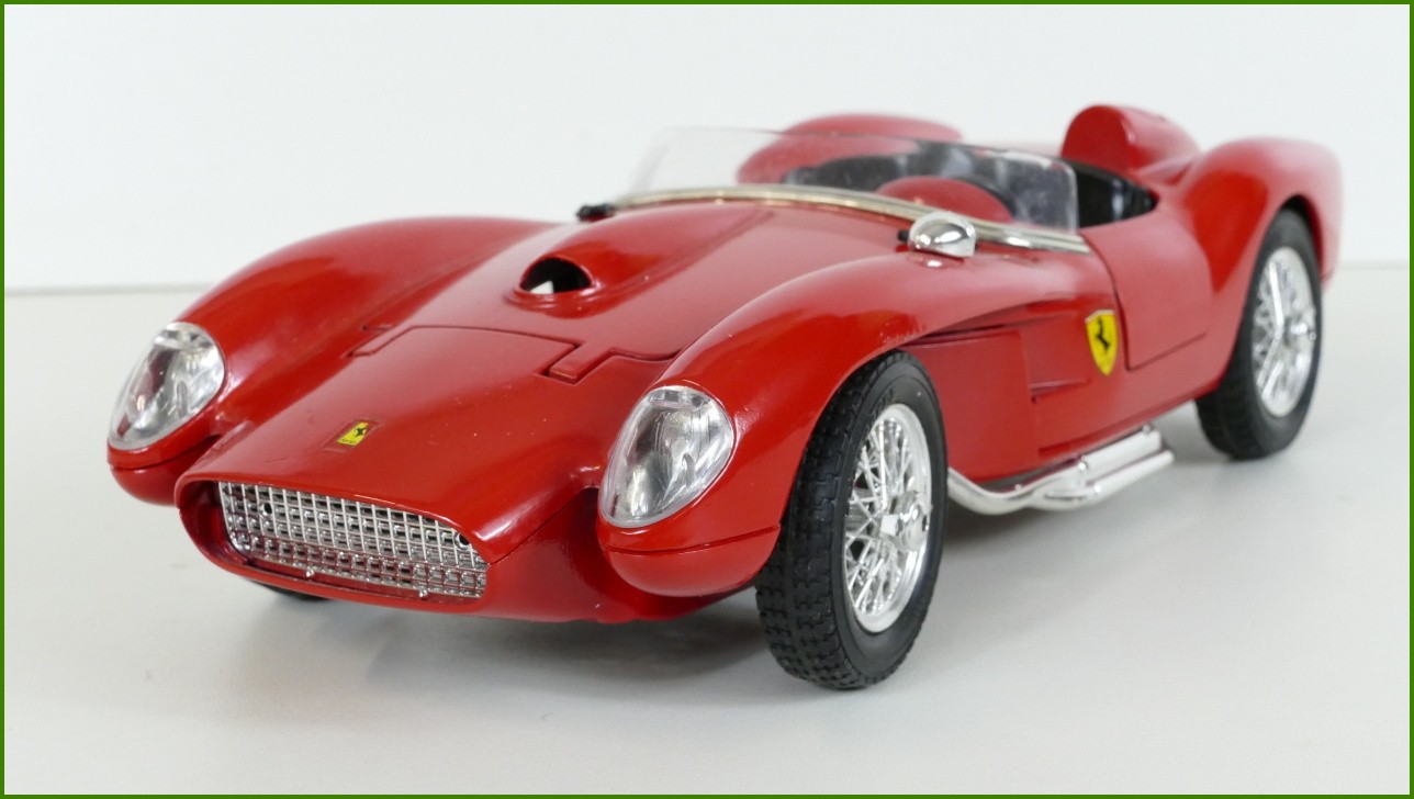 Kovový Model Bburago 1:18 - Ferrari 250 Testa Rossa (1957) - Viz Popis