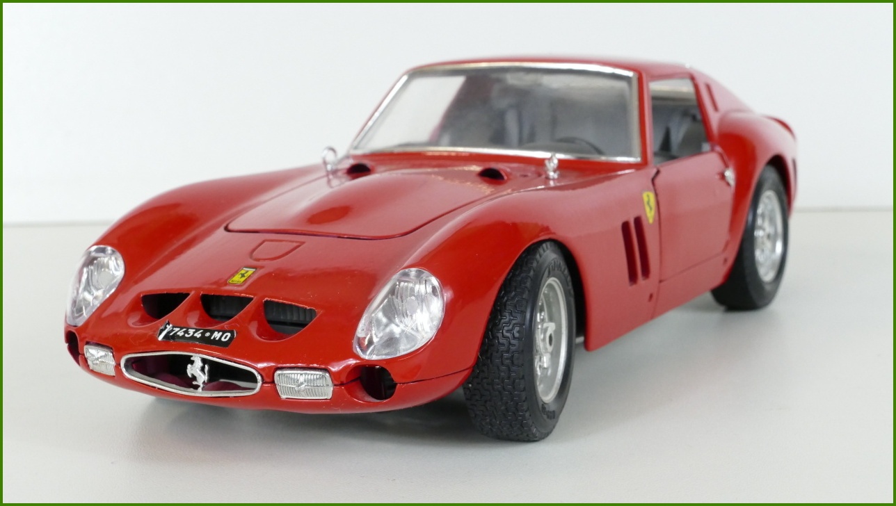 Kovový Model Bburago 1:18 - Ferrari GTO (1962) - Viz Popis
