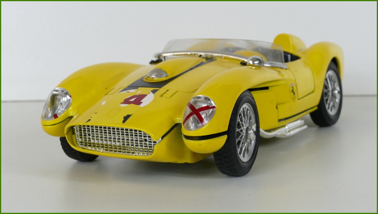 Kovový Model Bburago 1:18 - Ferrari 250 Testa Rossa (1957) - Viz Popis