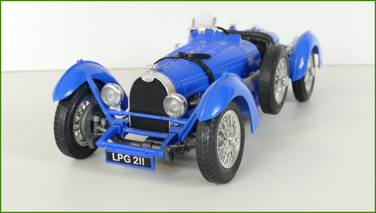 Kovový Model Bburago 1:18 - Bugatti Type 59 (1934)
