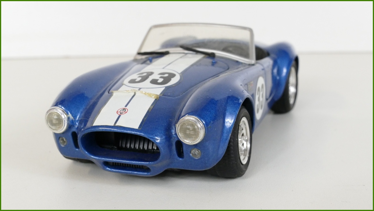 Model Auta Revell 1:24 - Cobra 427