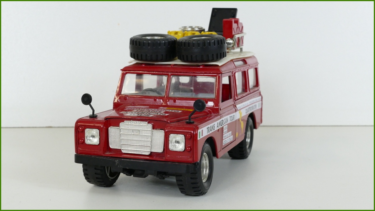 Model Auta Bburago 1:24 - Land Rover