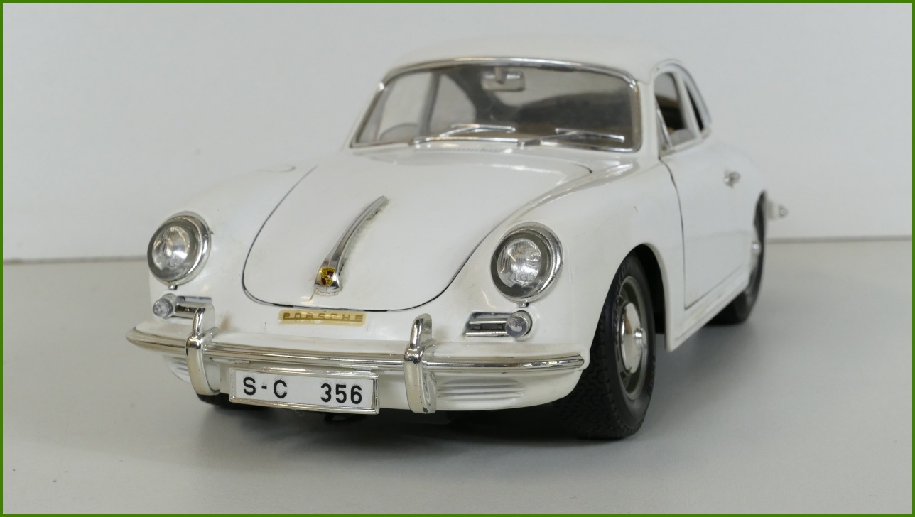 Kovový Model Bburago 1:18 - Porsche 356 B (1961)