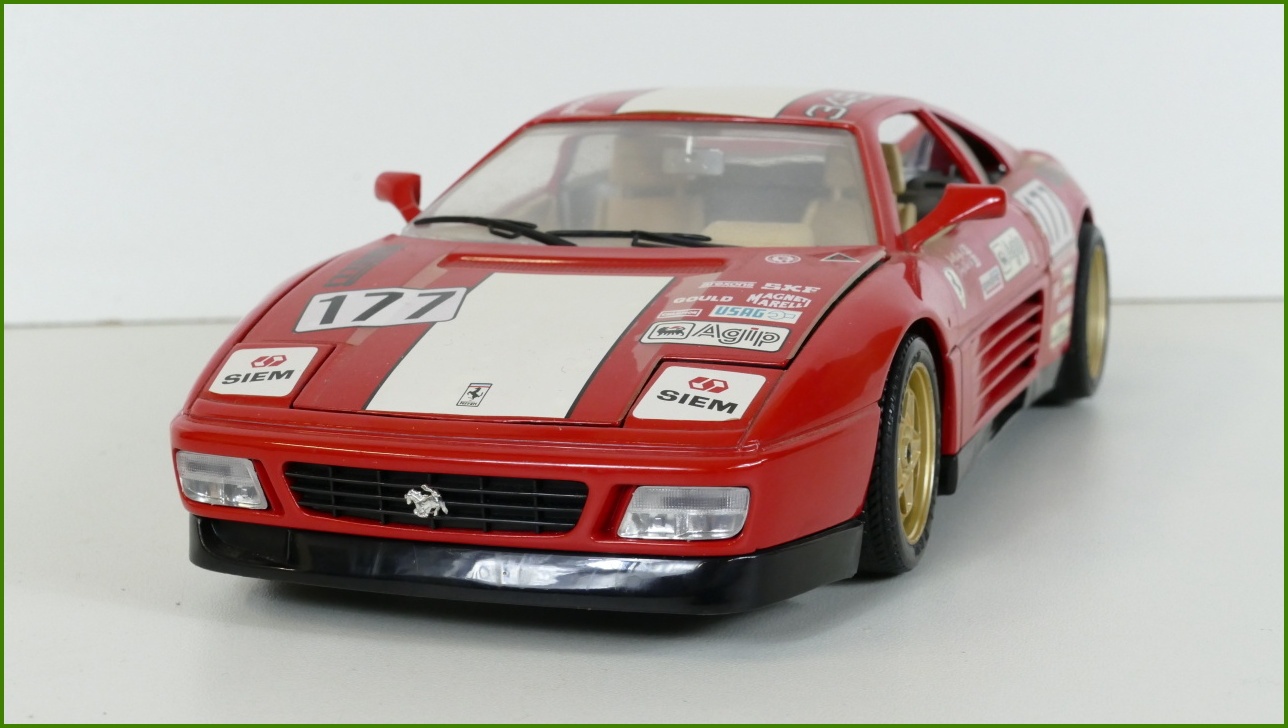 Kovový Model Bburago 1:18 - Ferrari 348 tb (1989)