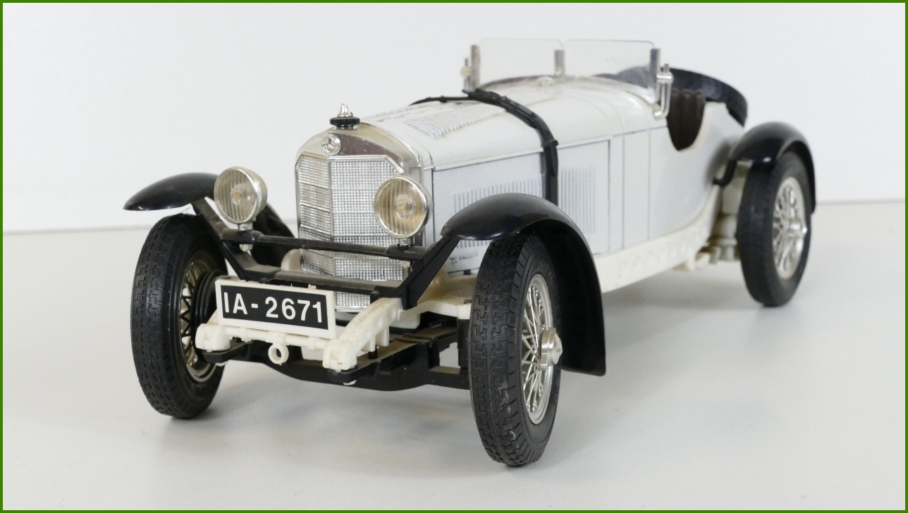 Kovový Model Bburago 1:18 - Mercedes-Benz SSK - Viz Popis