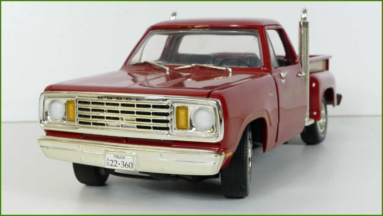 Model Auta ERTL 1:18 Dodge Pickup Truck (1978) - Viz Popis