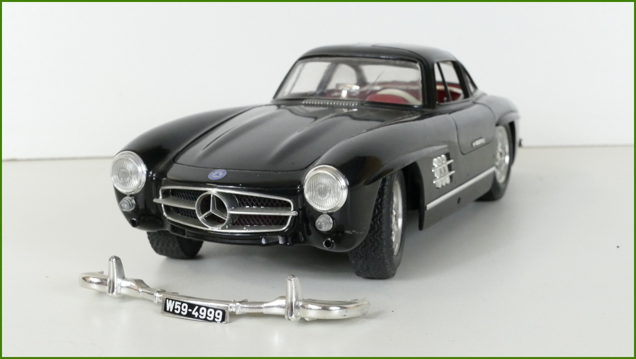 Kovový Model Bburago 1:18 - Mercedes 300 SL (1954) - Viz Popis