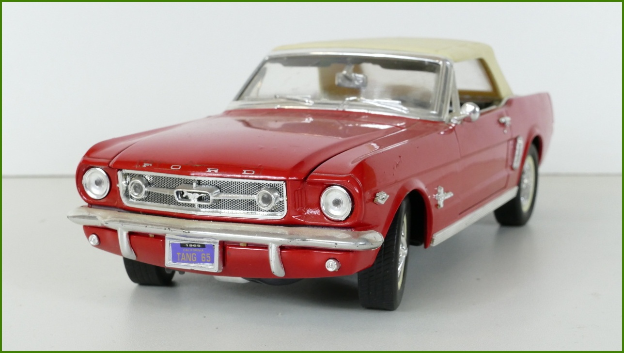 Model Auta MIRA 1:18 - Ford Mustang 1965 - Viz Popis