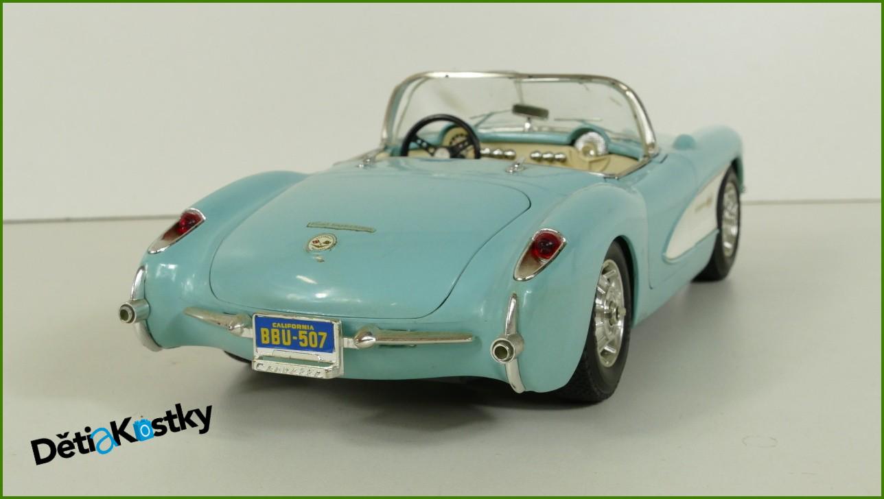 Kovový Model Bburago 1:18 - Chevrolet Corvette - (1957) - Viz Popis