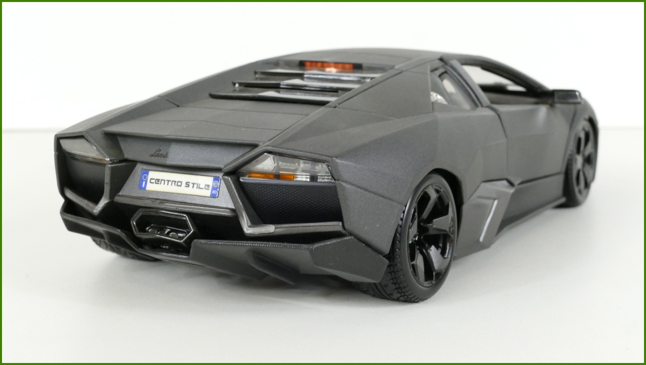 Kovový Model Bburago 1:18 - Lamborghini Reventón - Viz Popis