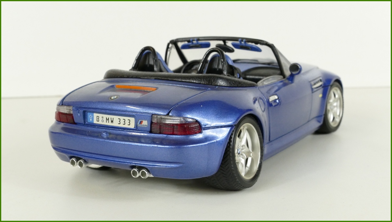 Kovový Model Bburago 1:18 - BMW M Roadster - Viz Popis