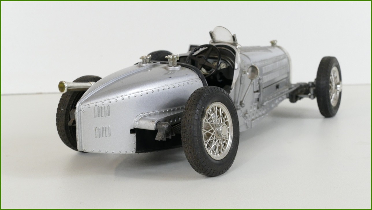 Kovový Model Bburago 1:18 - Bugatti Type "59" (1934) - Viz Popis