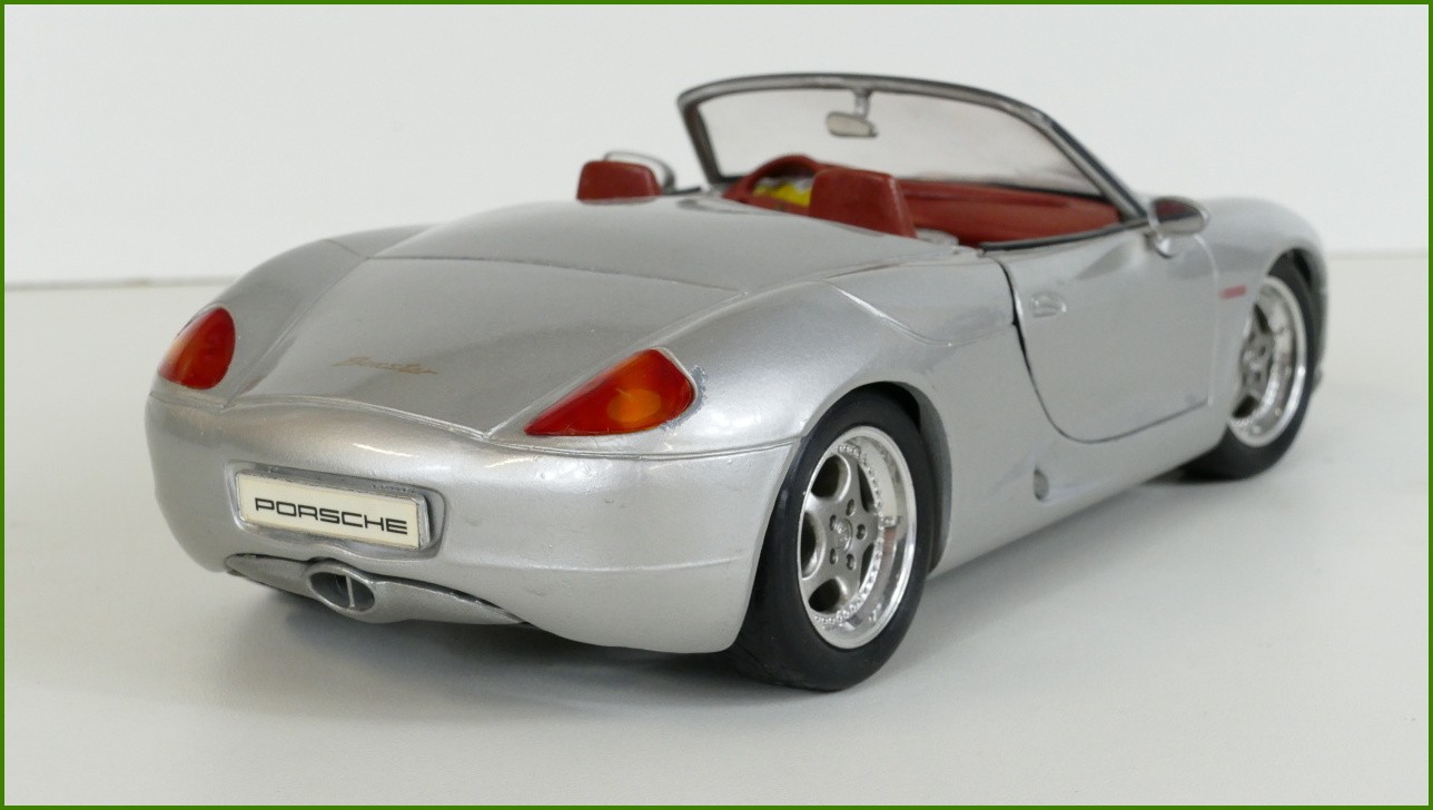 Model Maisto 1:18 - Porsche Boxter