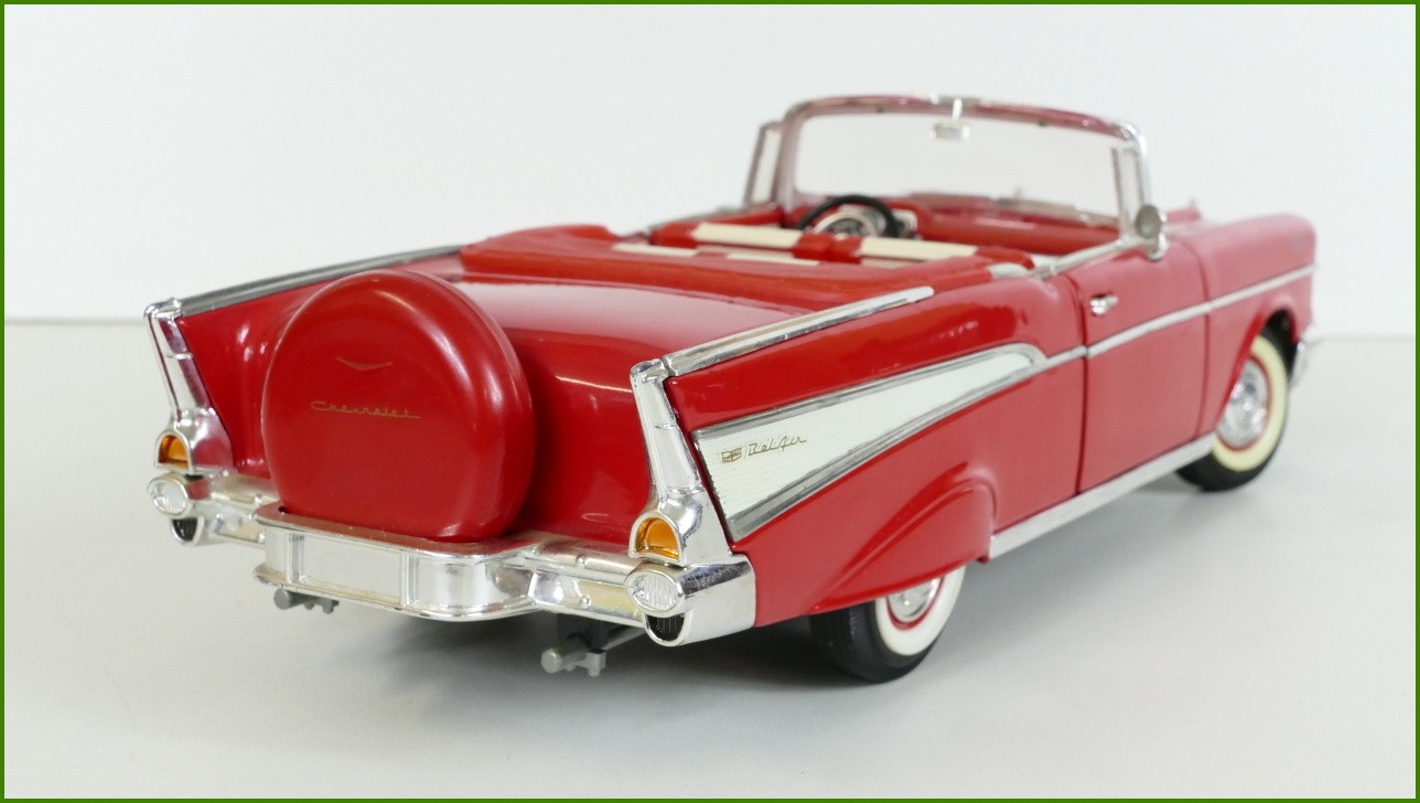 Model Road Legends 1:18 - ´57 Chevrolet Belair