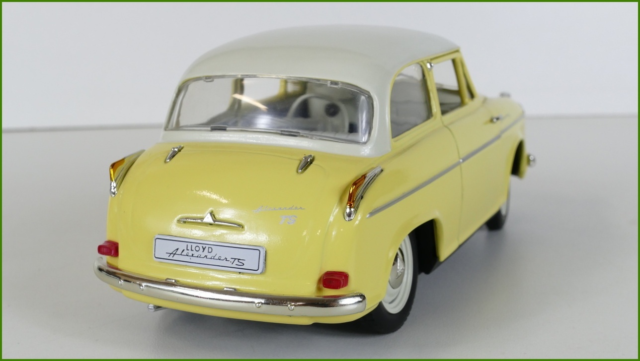 Model Revell 1:18 - Lloyd Alexander TS