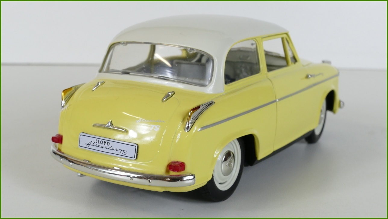 Model Revell 1:18 - Lloyd Alexander TS