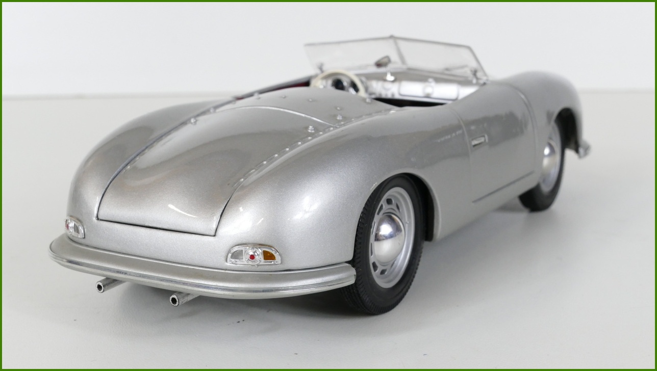 Model Maisto 1:18 - Porsche Typ 356 Roadster (1948)