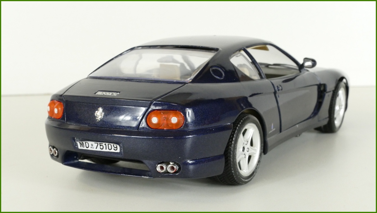 Kovový Model Bburago 1:18 - Ferrari 456 GT (1992) - Viz Popis