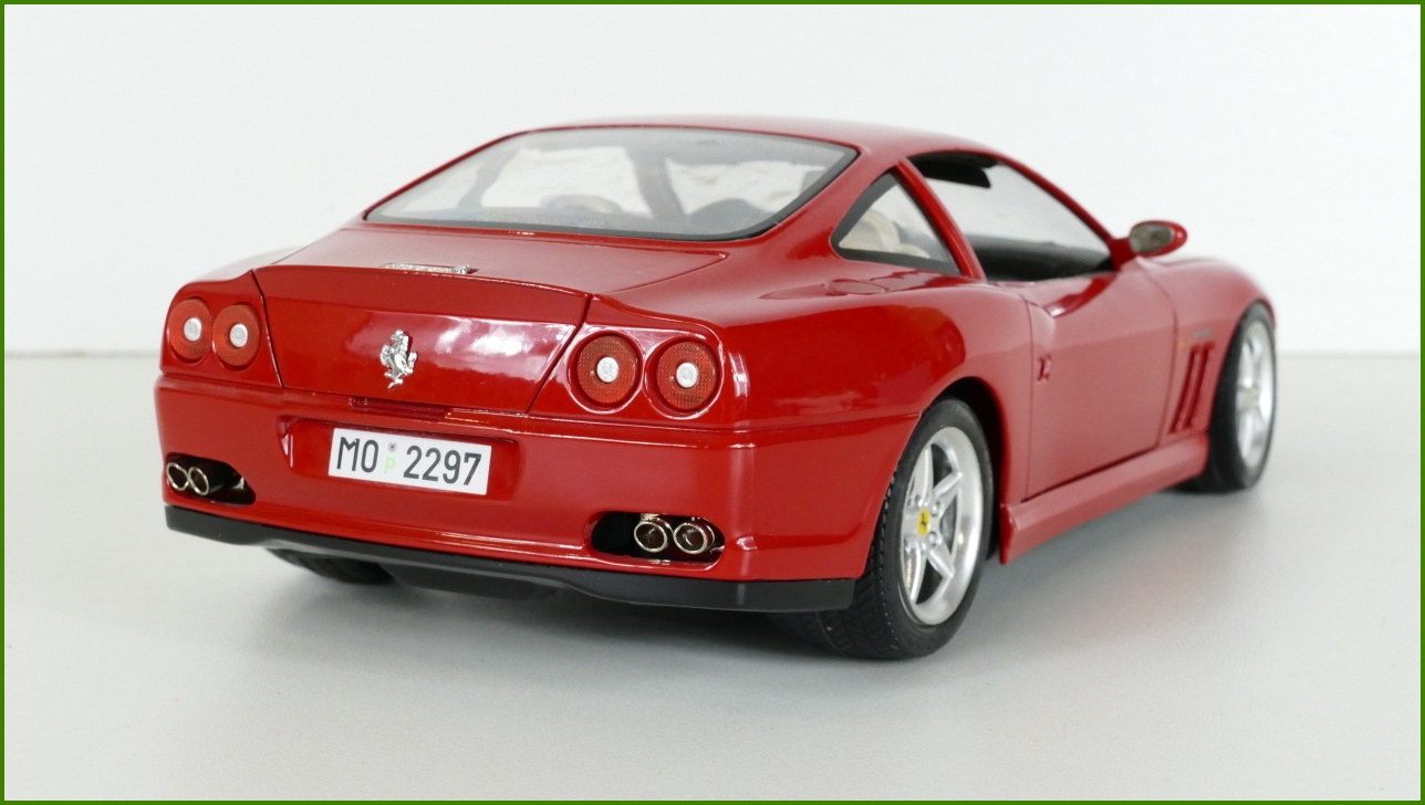 Kovový Model Bburago 1:18 - Ferrari 550 Maranello (1996)