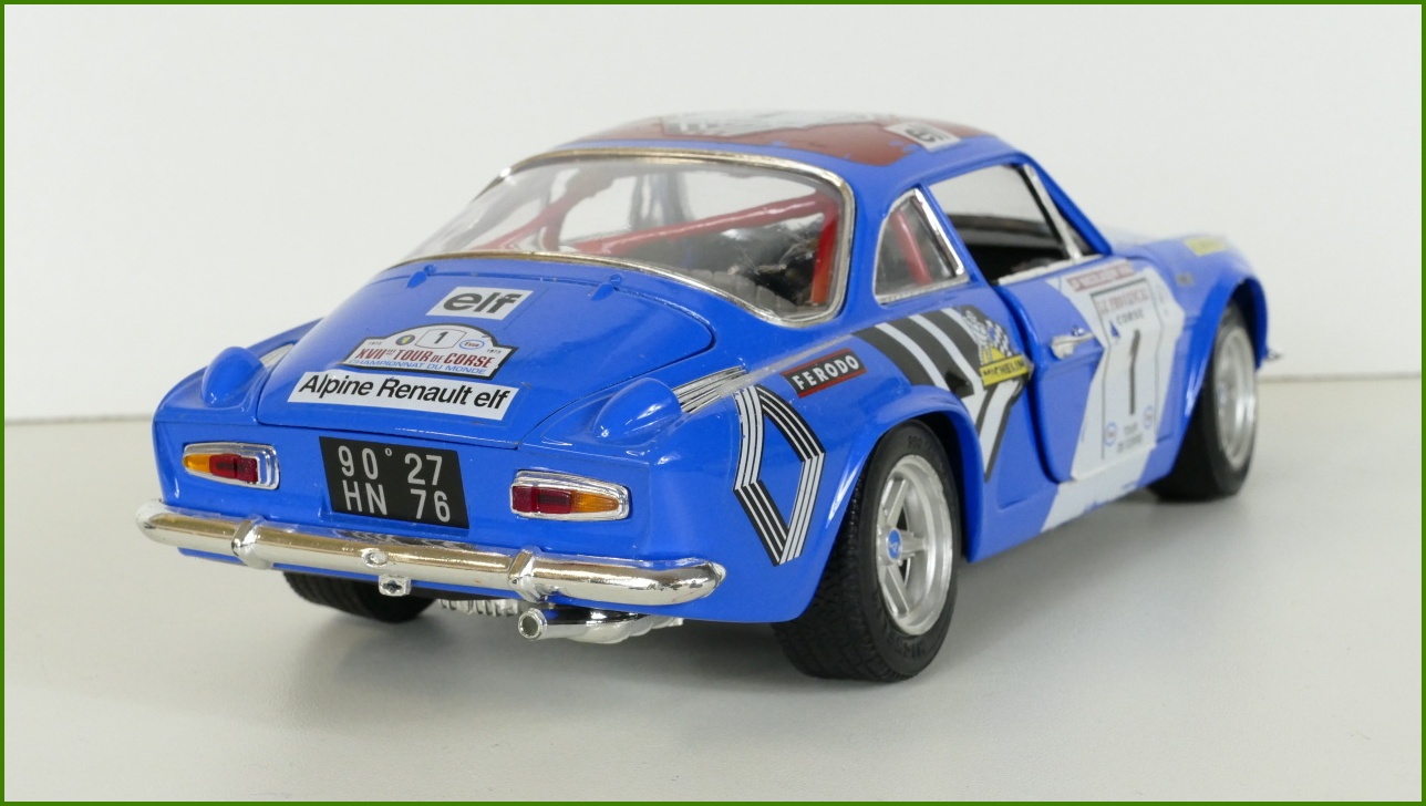 Kovový Model Bburago 1:16 - Alpine A110 - Viz Popis