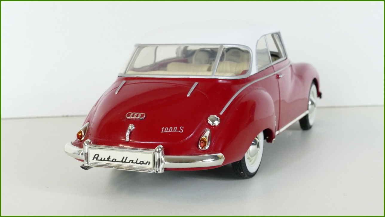 Model Auta Revell 1:18 - Auto Union 1000 S - Viz Popis
