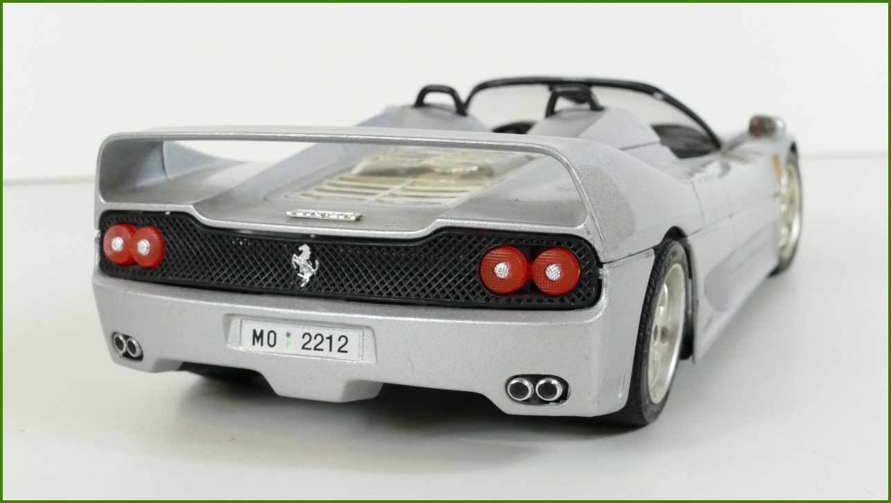 Kovový Model Bburago 1:18 - Ferrari F50 (1995) - Viz Popis