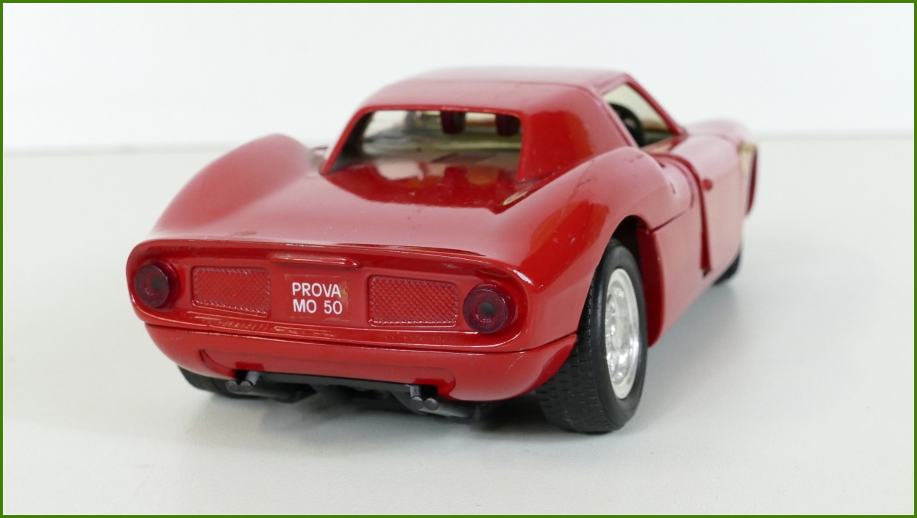 Model Auta Revell 1:24 - Ferrari 250 LM