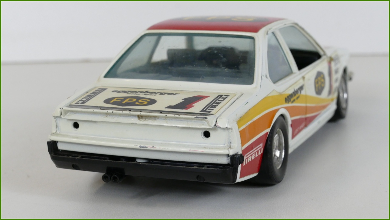 Model Auta Bburago 1:26 - BMW 635 CSi - Viz Popis