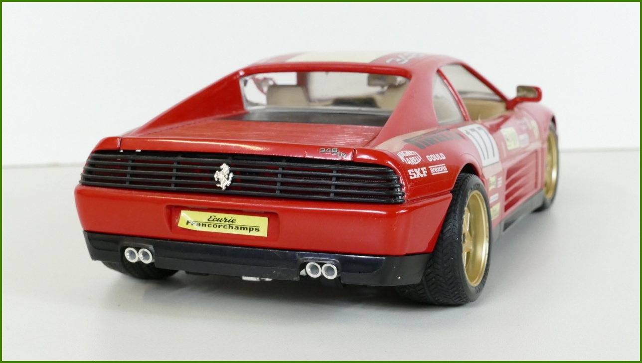 Kovový Model Bburago 1:18 - Ferrari 348 tb (1989)