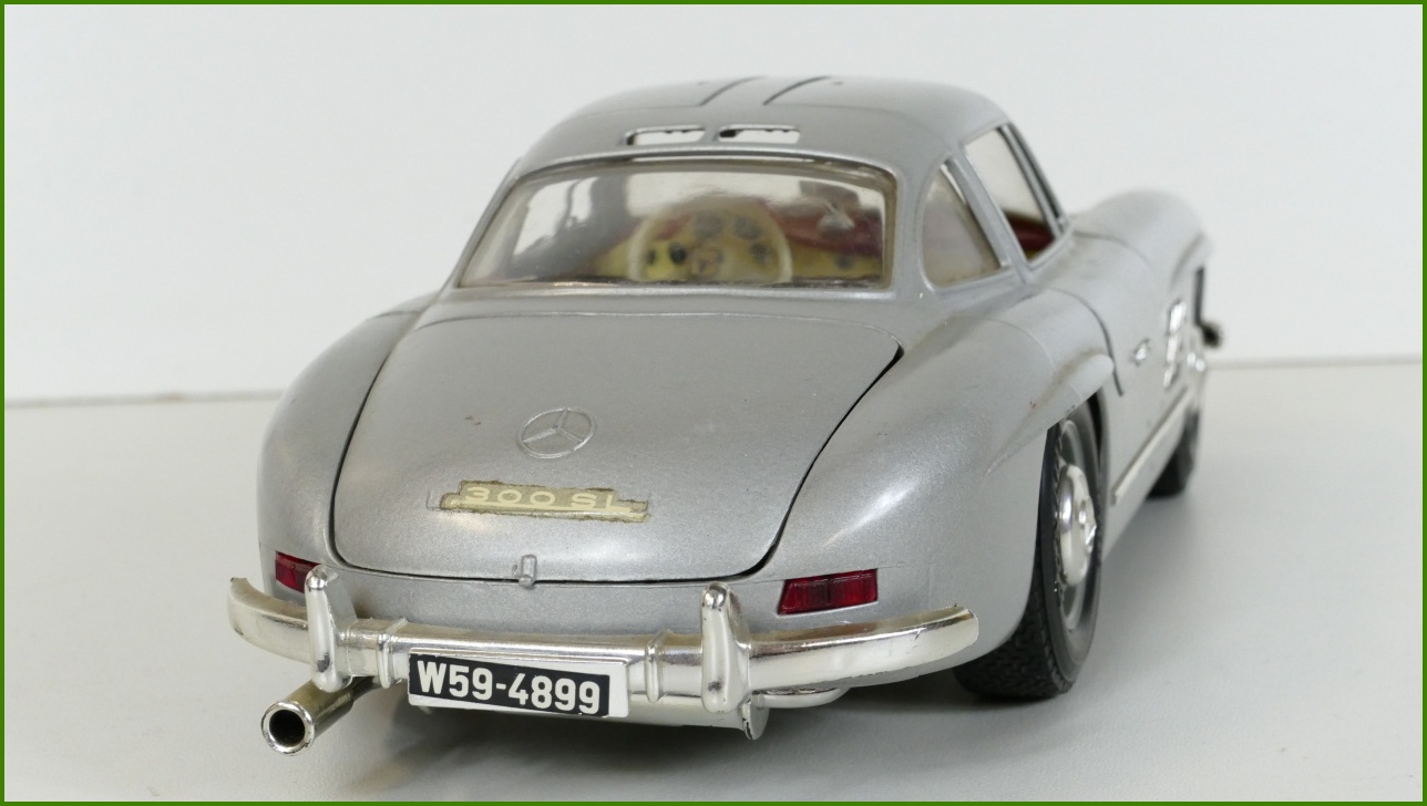 Kovový Model Bburago 1:18 - Mercedes 300 SL (1954)