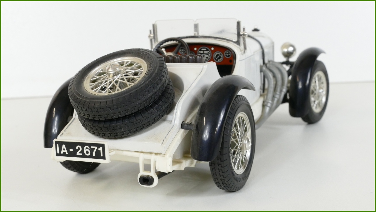 Kovový Model Bburago 1:18 - Mercedes-Benz SSK - Viz Popis